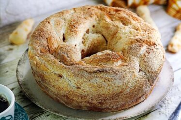 BISCOITÃO DE FORMA "ENGANA SEU ZÉ", O BISCOITO DE POLVILHO MINEIRO QUE VAI ALEGRAR SEU DIA