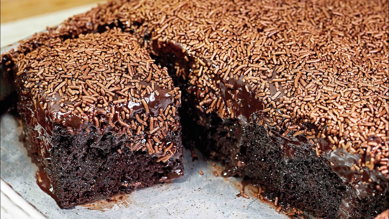 BOLO DE CHOCOLATE FACÍL TAMANHO FAMILIA, A RECEITA DE PADARIA QUE TODO MUNDO SEMPRE QUIZ