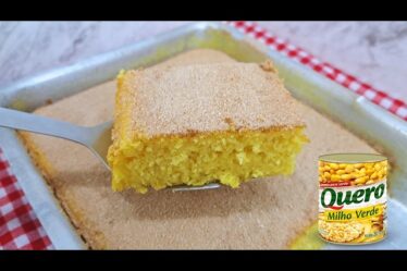 BOLO DE MILHO DE LATINHA COM CROSTINHA DE AÇÚCAR E CANELA | NOSSA COZINHA