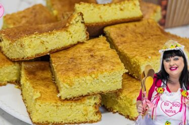 BOLO de MILHO DE LATINHA IGUAL PAMONHA! FEITO NO LIQUIDIFICADOR, FICA CREMOSO, É FACIL E RÁPIDO!