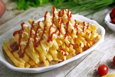 COMO FAZER BATATA FRITA SEQUINHA E CROCANTE TIPO MCDONALD'S | FÁCIL E RÁPIDA