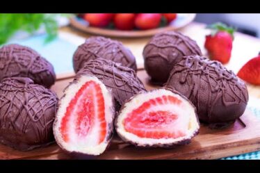 COMO FAZER BOM BOM DE MORANGO FÁCIL E COM POUCOS INGREDIENTES
