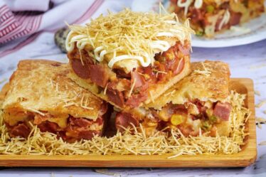 Como Fazer TORTA SALGADA DE SALSICHA com uma Massa INFALÍVEL