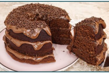 DEPOIS DESSA RECEITA DE BOLO DE CHOCOLATE VOCÊ NÃO FARÁ MAIS OUTRO | Nandu Andrade
