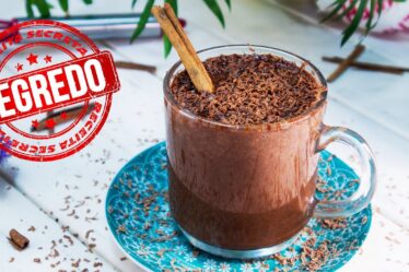 DESCOBRI Como Fazer o CHOCOLATE QUENTE CREMOSO mais vendido do Mundo!