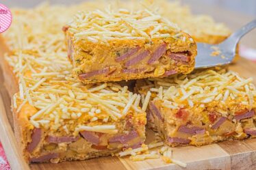 ESPECIAL FESTA JUNINA | TORTA DE CACHORRO QUENTE | RECHEIO JUNTO NA MASSA | RECEITAS DA CRIS
