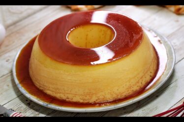 ESTA RECEITA DE PUDIM DE GEMAS IRÁ SALVAR SEU NATAL - DERRETE NA BOCA