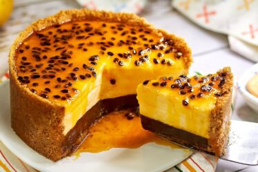 FAÇA A PREMIADA TORTA DE MARACUJÁ MINEIRA - SEM GELATINA E SEM AMIDO