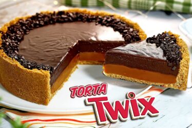 FAÇA A TORTA DE CHOCOLATE QUE VIROU SENSAÇÃO NOS ESTADOS UNIDOS