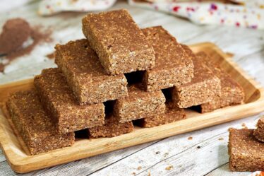 FAÇA PAÇOCA CAIPIRA MINEIRA, O DOCE DE AMENDOIM RÁPIDO, FÁCIL E DELICIOSO