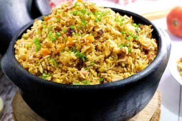 FAÇA UM ARROZ TEMPERADO PERFEITO COM UM SEGREDO MINEIRO INFALÍVEL