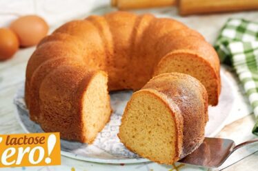 FAÇA UM BOLO DE IOGURTE E LEITE CONDENSADO PERFEITO E SEM LACTOSE