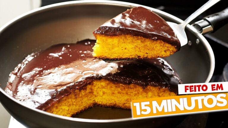 FAÇA UM BOLO NA PANELA QUE FICA PRONTO EM 15 MINUTOS E NÃO PRECISA IR AO FORNO
