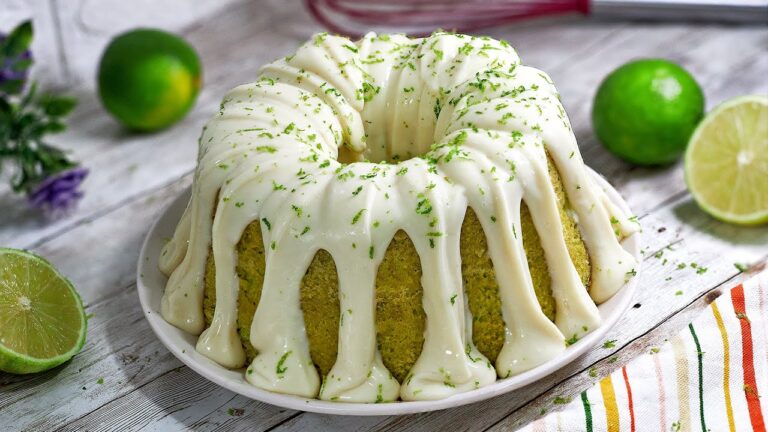 FAÇA UM BOLO VERDE DE LIMÃO RÁPIDO, FÁCIL E COM UMA COBERTURA INFALÍVEL