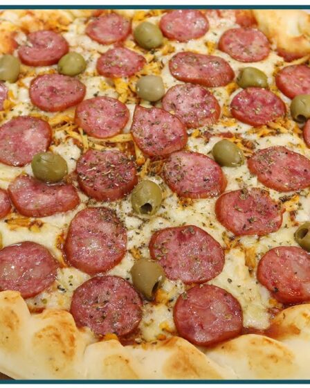 NUNCA MAIS GASTE DINHEIRO COM PIZZA DE BORDA RECHEADA, FAÇA SUA PIZZA EM CASA! | Nandu Andrade