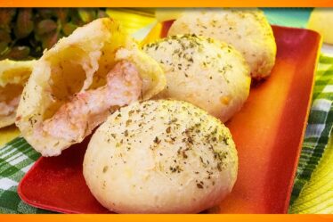 PÃO DE QUEIJO QUE JÁ SAI RECHEADO DO FORNO