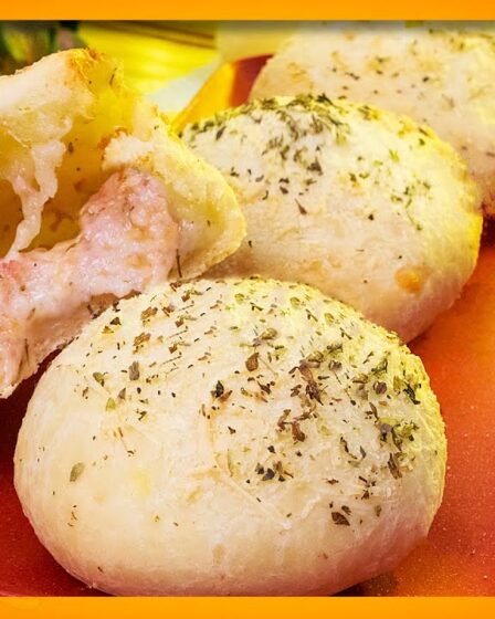 PÃO DE QUEIJO QUE JÁ SAI RECHEADO DO FORNO