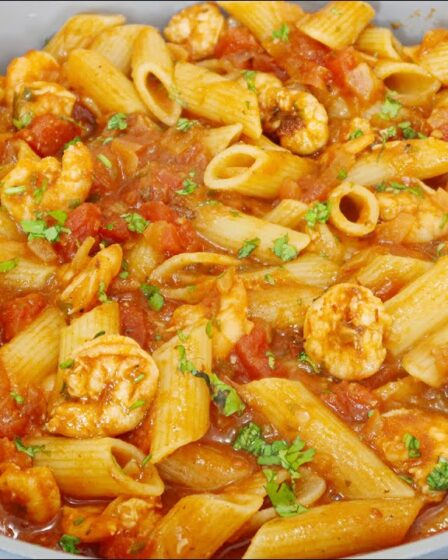 RECEITA DE MACARRÃO COM CAMARÃO ALLA NANDU ANDRADE