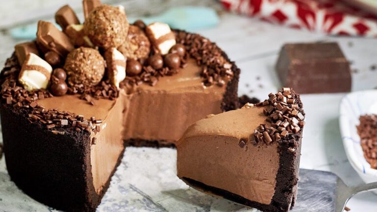 RECEITA DE TORTA MOUSSE DE CHOCOLATE COMO ESSA VOCÊ NUNCA VIU | FÁCIL E RÁPIDA