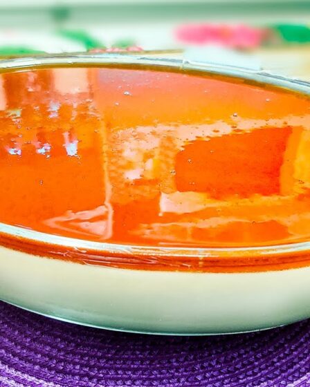 SEM LIQUIDIFICADOR, SEM OVOS, SEM FORNO | ESSE PUDIM VAI FAZER VOCÊ PIRAR