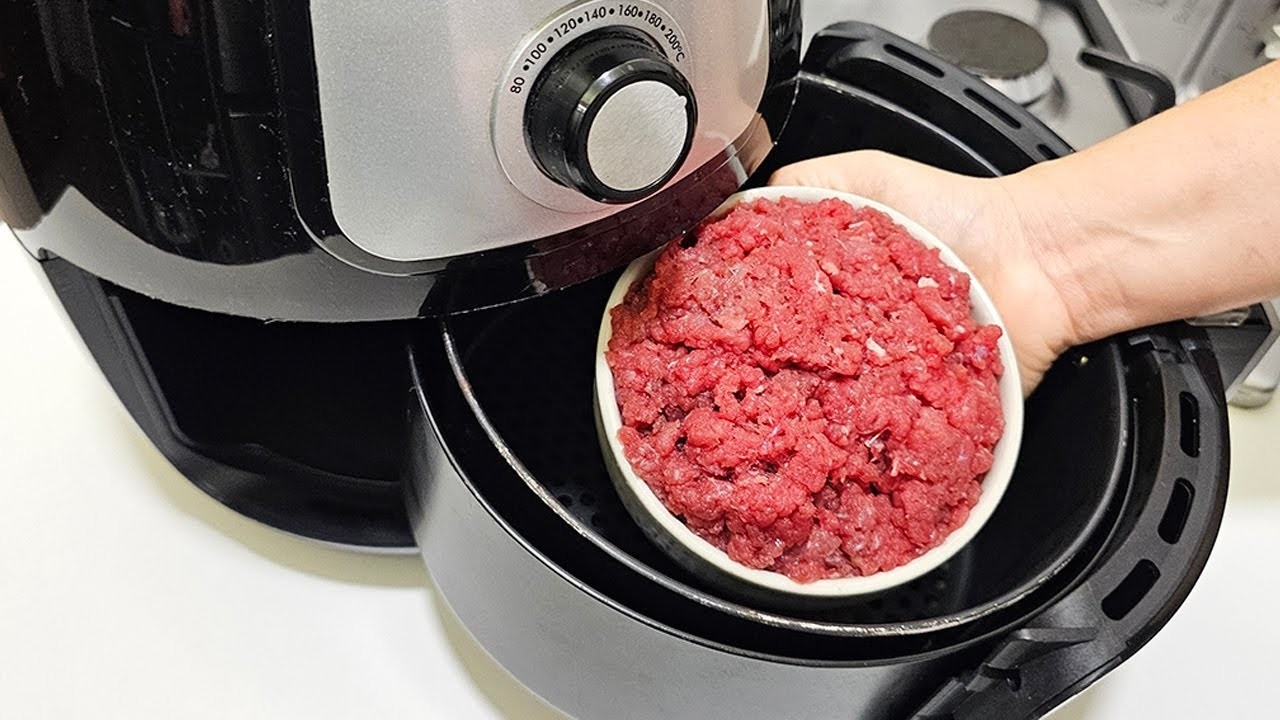 DESSE JEITO VOCÊ NUNCA VIU! CARNE MOÍDA na Air Fryer – pronta em minutos!