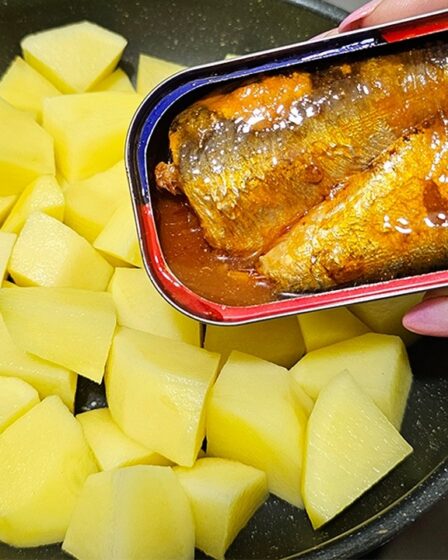 ESSA SARDINHA FICA INCRÍVEL 😋 receita da minha vó para semana santa