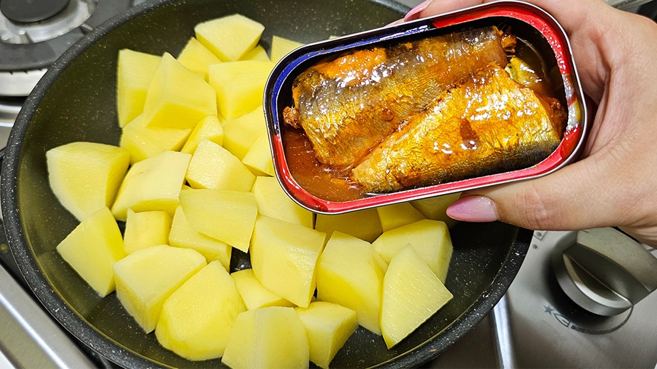 ESSA SARDINHA FICA INCRÍVEL 😋 receita da minha vó para semana santa