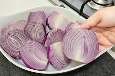 Esta receita de cebola é um verdadeiro achado 😋fácil , deliciosa e econômica ‼️