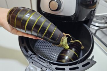 FAZ HOJE berinjela na Air Fryer! Você precisa experimentar 😋