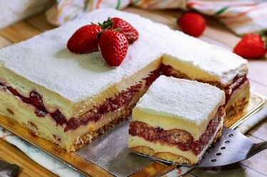TORTA NEVADA, O PAVÊ DE “CORTE” FEITO “SEM GELATINA” DE UM JEITO QUE VOCÊ NUNCA VIU