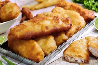 VOCÊ NUNCA COMEU PEIXE EMPANADO ASSIM, SUPER CROCANTE POR FORA E SUCULENTA POR DENTRO