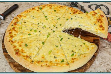 A MELHOR PIZZA QUE JÁ COMI, PIZZA PÃO DE ALHO | Nandu Andrade