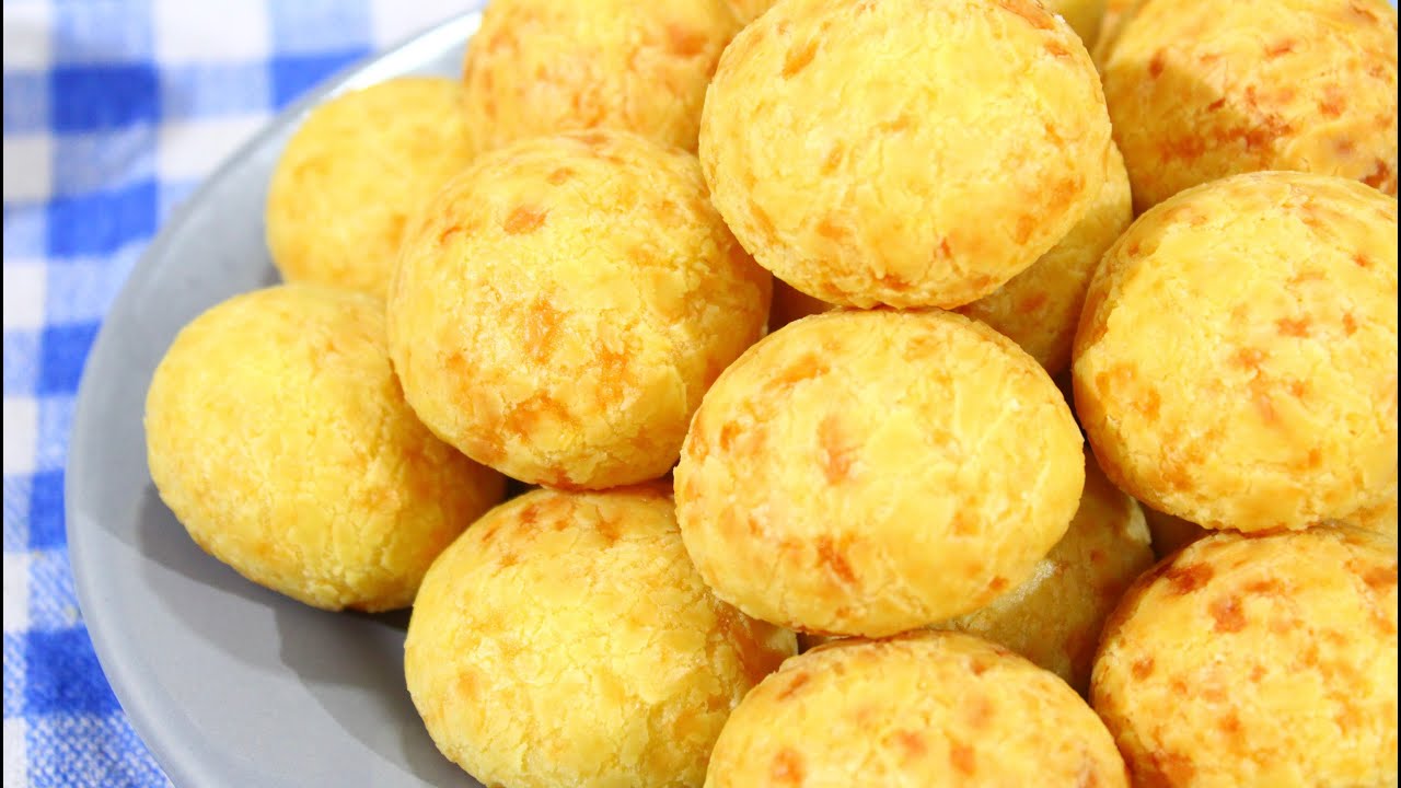 A MELHOR RECEITA DE PÃO DE QUEIJO QUE VOCÊ VAI COMER - CROCANTE POR FORA E MACIO POR DENTRO
