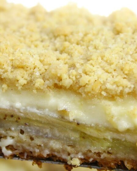 A MELHOR TORTA DE BANANA CREMOSONA QUE JÁ SAI RECHEADA DO FORNO - VOCÊ PRECISA EXPERIMENTAR