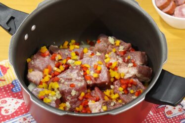 AGORA SÓ FAÇO CARNE ASSIM - CARNE NA PANELA - RECEITA SUPER SABOROSA