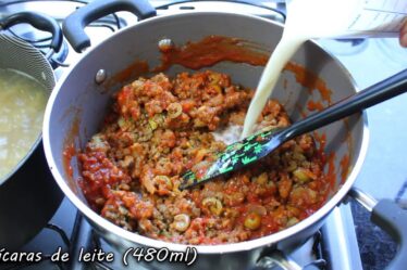ALMOÇO FÁCIL E RÁPIDO PARA FAZER EM QUALQUER DIA - MACARRÃO CREMOSO