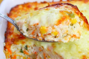 ARROZ DE FORNO MAIS FÁCIL E DELICIOSO QUE EU JA FIZ - TODOS VÃO AMAR ESSA RECEITA