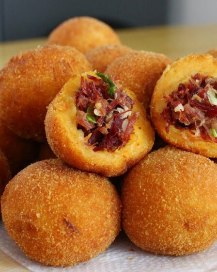 BOLINHO DE CARNE SECA COM ABÓBORA INCRIVELMENTE DELICIOSO