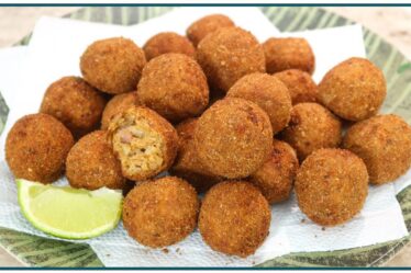 BOLINHO DE FEIJÃO SEQUINHO E FÁCIL DE FAZER | Nandu Andrade