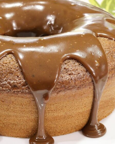 BOLO CAPUCCINO - DESMANCHA NA BOCA! ESSA RECEITA FICOU INCRÍVEL E É MUITO SIMPLES DE FAZER