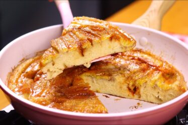 BOLO DE BANANA NA FRIGIDEIRA - PRONTO EM MINUTOS - FÁCIL E RAPIDO