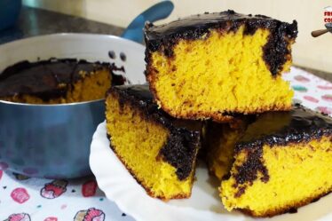 Bolo de Cenoura SEM FORNO | FEITO NA PANELA na BOCA do seu FOGÃO