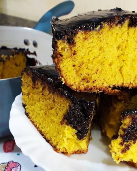 Bolo de Cenoura SEM FORNO | FEITO NA PANELA na BOCA do seu FOGÃO