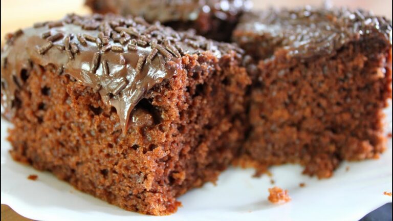 BOLO DE CHOCOLATE DE LIQUIDIFICADOR - O BOLO MAIS FÁCIL DE FAZER