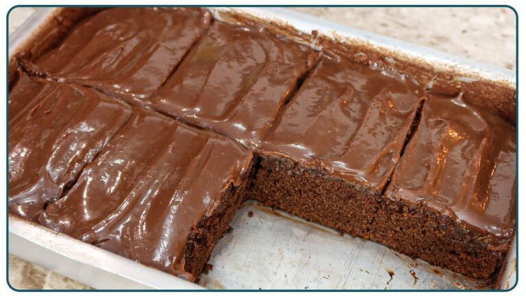 BOLO DE CHOCOLATE FÁCIL E RÁPIDO DE FAZER | Nandu Andrade