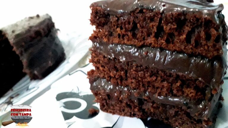 Bolo de Chocolate muito Rápido | Sem forno | Feito na frigideira😱😱