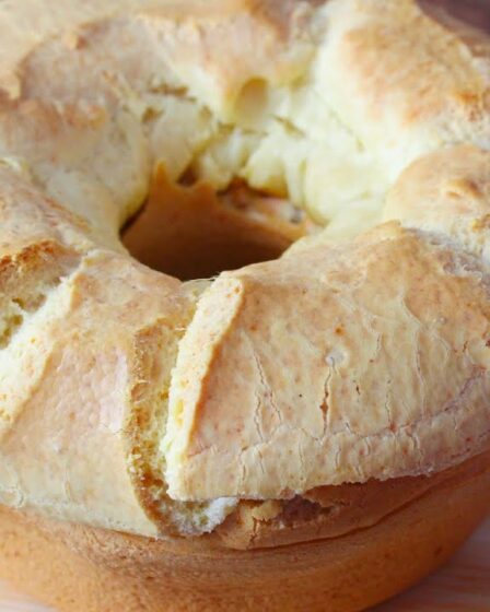 BOLO DE QUEIJO SEM FARINHA DE TRIGO FEITO NO LIQUIDIFICADOR SUPER RÁPIDO E FÁCIL