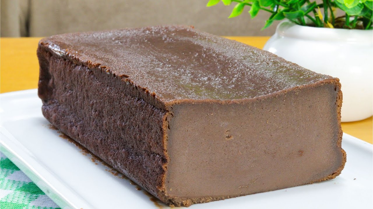 BOLO MOLE DE CHOCOLATE LISINHO E MUITO CREMOSO - RECEITA FÁCIL DE LIQUIDIFICADOR