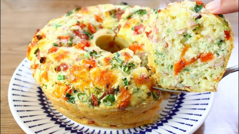 BOLO SALGADO MAIS FÁCIL DE FAZER PARA O LANCHE - SUPER FOFINHO, MEGA MACIO E DELICIOSO