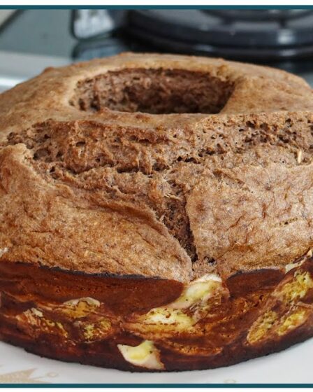 BOLO SAUDÁVEL DE CHOCOLATE SEM FARINHA DE TRIGO | Nandu Andrade